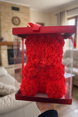 Oso en rosas en caja transparente R138